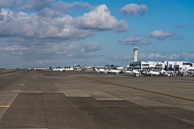 XDEVIOS中文免费版安装下载v1.5.4：极速狂飙与机械美学，全新版本免费畅玩，体验改装竞速魅力-2