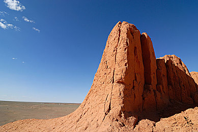 丽江夫妇3p绿帽：情感抉择与客栈经营，开放世界中的信任冒险之旅