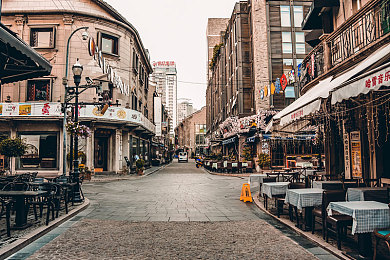 违禁软件免费：极速边缘地下赛车，非法改装系统全解析与风险规避攻略