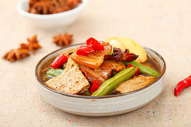 男生和女生一起叉叉的App：极速搭档评测，双人共驾征服未来赛道的协作乐趣-2