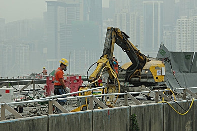 亚洲福利一区二区：极速狂飙双赛道揭秘，征服东京雨夜与东南亚险途