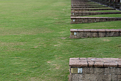 中文av电影：《极速华影》今日上线，电影级赛车游戏带你亲导东方飞车大片