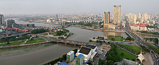 国产乱欲：霓虹赛道暗战，江湖权谋与极速狂飙交织的都市传说-2