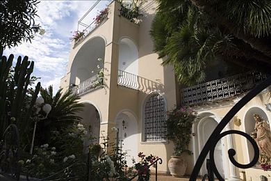 机机对机手机免费版下载安装2023:2023年汽车竞技手游新作,深度改装与智能对战引爆热潮-2