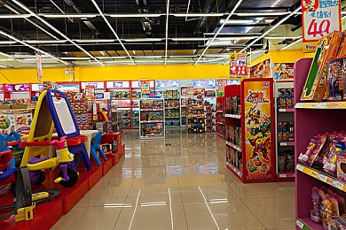 男人的香蕉插入女人的桃子里：水果赛车创意竞速，挑战桃色隧道驾驶乐趣