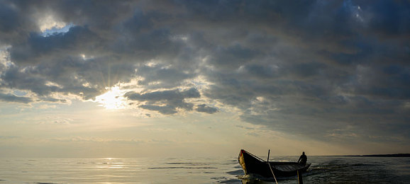 xxx按摩：竞速新作以感官疗法，带来极致驾驶与心理释放体验