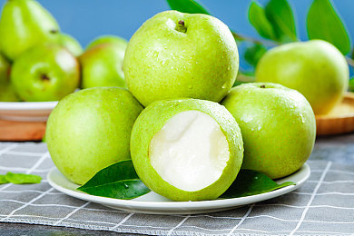 中国小帅男GayXNXX:都市竞速新哲学,弯道平衡与心理博弈的终极驾驭-2