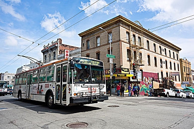 男生和女生免费差差差：竞速新作独创性别差异化驾驶系统，免费体验真实物理操控-2