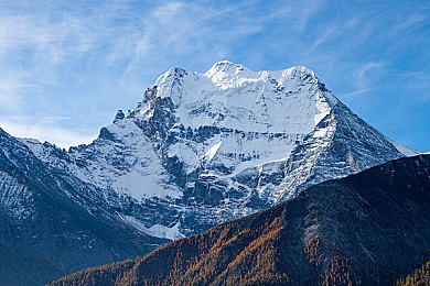 男人戳女人下面软件：指尖竞速新纪元，虚幻4打造触控驾驶艺术今日上线-2