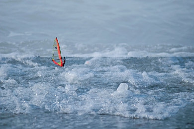 老师让我吃她胸 摸她奶樱花：记忆碎片与误解的日记，真相在光影间拼凑-3