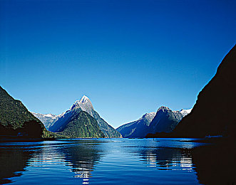 双人扑克又叫又吵：极速狂飙心理战，卡牌竞速逆转对决