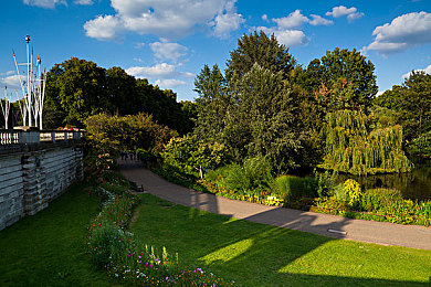 17c污：极限废土终极载具改装，在道德与生存间驾驭钢铁堡垒