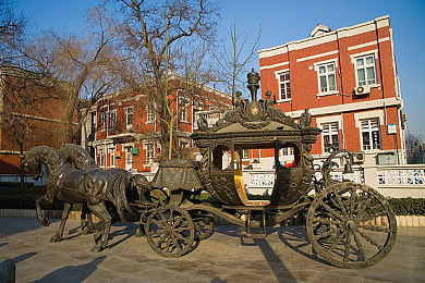 性别自由凸轮西元汇编：虚拟竞速新纪元，自定义身份与赛车性能的融合之旅-2