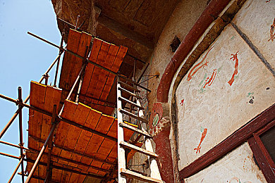 国产乱人伦:家族恩怨赛道对决,国产赛车游戏创新融合伦理冲突-2