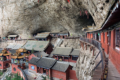 男生女生日软件：极限竞速地平线五，打造你的专属虚拟庆典日-2