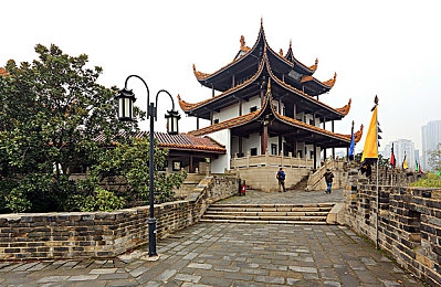 红豆2.0：经典赛道新生，次世代驾驶艺术