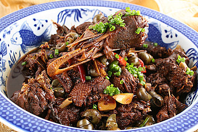 免费黄色软件下载3.003：《极速狂飙3.003》正式上线，免费开放世界竞速，黄色闪电席卷街头