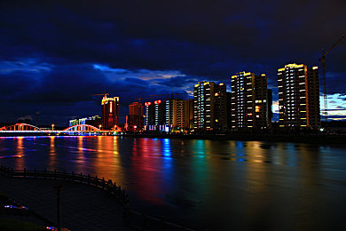 红色一级二级调色大片有哪些：极限竞速地平线5，打造你的专属红色超跑视觉盛宴-4