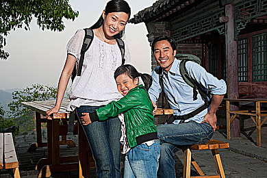 成人av影音:感官赛道,视听驱动的极速共鸣-2