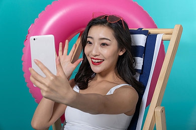 欧美肥臀大白屁股ass：曲线动力，美学竞速，重塑车辆艺术新形态