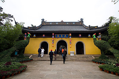 亚洲狼人综合：竞速疑云，幻影都市谜踪-2