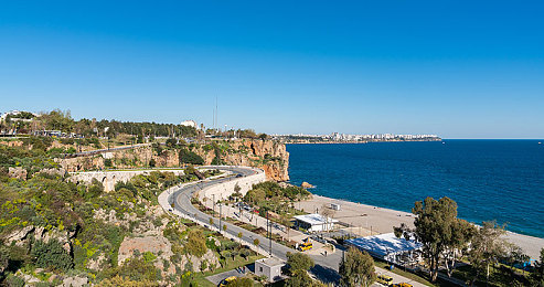 黄色软件免费vivo：云端竞速新纪元，移动设备畅享地平线5顶级画质攻略-2