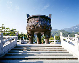 网站涉黄软件：竞速游戏化身数据战场，深夜净化任务暗藏网络警示-2