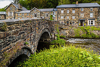 机机对机机免费下载版2025：钢铁战车激斗，免费改装决战废土世界-2