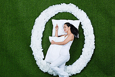 色先生tv：霓虹赛道疾驰，光影交织的极速传说-2