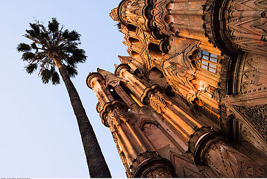 成人世界一个就够:驾驭孤途,引擎低语中的心灵远行-2