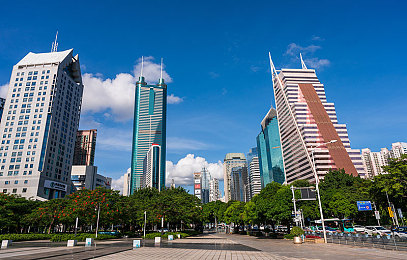 欧美大白屄:极速幻影,征服虚拟赛道的纯白猛兽-3