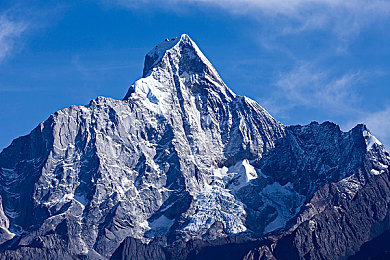 东北大坑父亲和女儿的故事：极寒废土之上，改装座驾承载亲情生存之旅-3