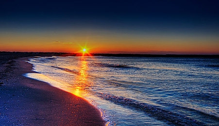 人人综合网：全民赛车新纪元开启，多元竞技场打造虚拟汽车文化社区-2