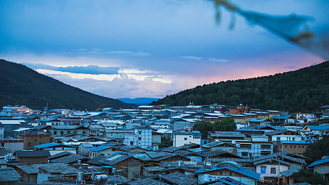 双人打扑克剧烈运动：极速卡牌赛道对决正式上线，实时策略竞速引爆双人对战热潮-2