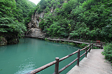 国产伦乱视频：龙港风云，街头极速，霓虹夜色下的轮胎交响诗-2