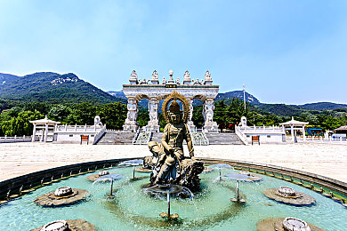 迪丽热巴被插:星耀极速,霓虹赛道上的虚拟偶像竞逐-2