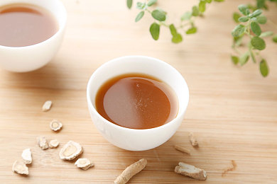 男生女生app：双轨竞速心动指令，默契驾驶共赴霓虹天际