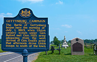 国产AV理论电影：极速理论颠覆传统，驾驶模拟融合哲学叙事引爆玩家热议