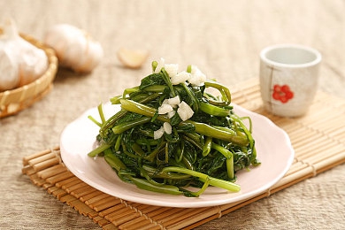 黄色软件下载2023已更新快报：2023竞速新作极速狂飙深度解析，真实改装与开放世界全面揭秘