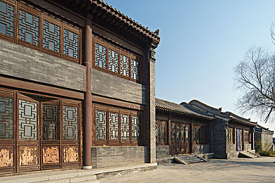 oner一个成年的世界一个就够老杀：钢铁巨兽咆哮末世，人车合一终极生存之道-2