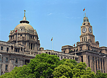 亚洲一卡一区：驰骋东方幻想赛道，体验专属竞速盛宴-3