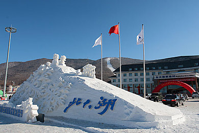 涉黄软件:竞速新作颠覆传统,净化赛道重塑数字世界驾驶体验-3