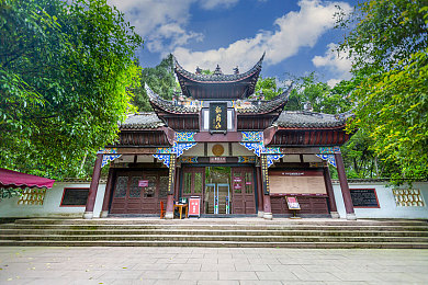 色软件：未来竞速新纪元，视觉代码改写赛道物理法则-2