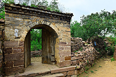 在女生胃里探险：微观竞速新体验，驾驭纳米赛车挑战人体消化赛道-2