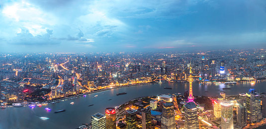 男人搞母狗一般什么心理：《狂野飙车：驯犬师传奇》正式上线，深度调校系统开启人车羁绊新纪元