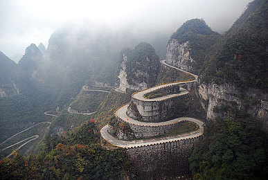 欧美作爱网站:极限公路狂热驾驶,硬核拟真与开放世界的竞速新标杆-4