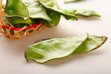 蜜桃成人无码av：硬核赛车新作今日上线，无限制改装与拟真驾驶引爆玩家社区-2