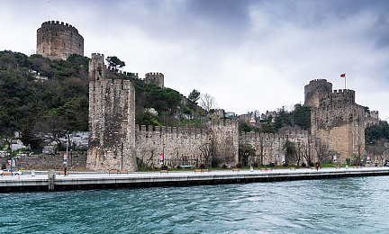 亲女让我进去了：废土车神与机械养女，破解车库密锁共赴末日征程-2