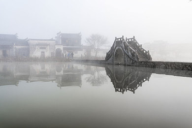 黄色的软件下载：墨西哥阳光下的虚拟镀金之旅-4