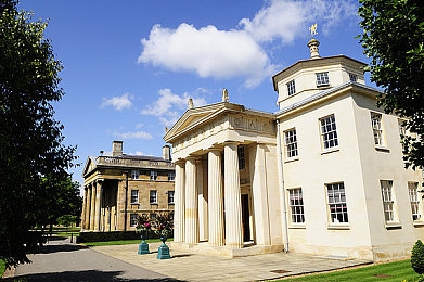 免费亚洲一区二区：赛车游戏新手指南，从入门赛道到征服开放世界的进阶攻略-3